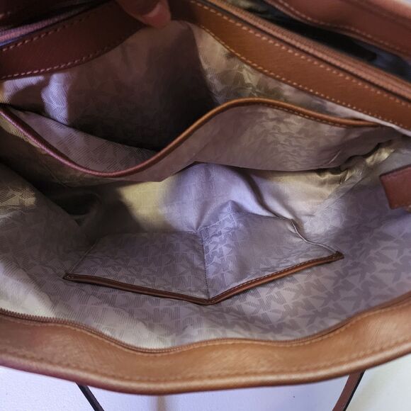 Michael Kors MK Jet Set Travel Chain Zip Top Multifunction Leather Tote Brown - Picture 9 of 14